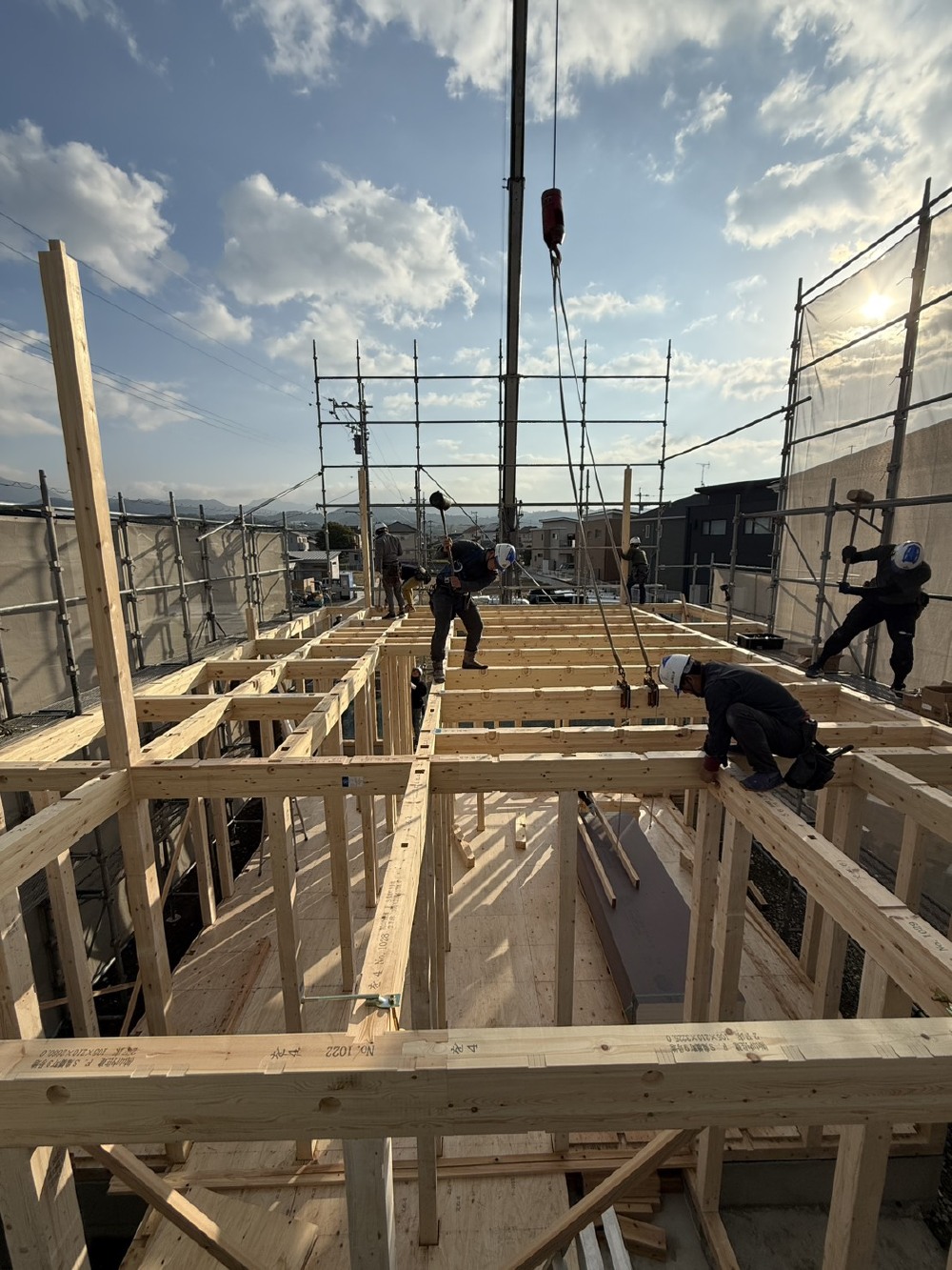 鬼橋町にて建売住宅が上棟しました。