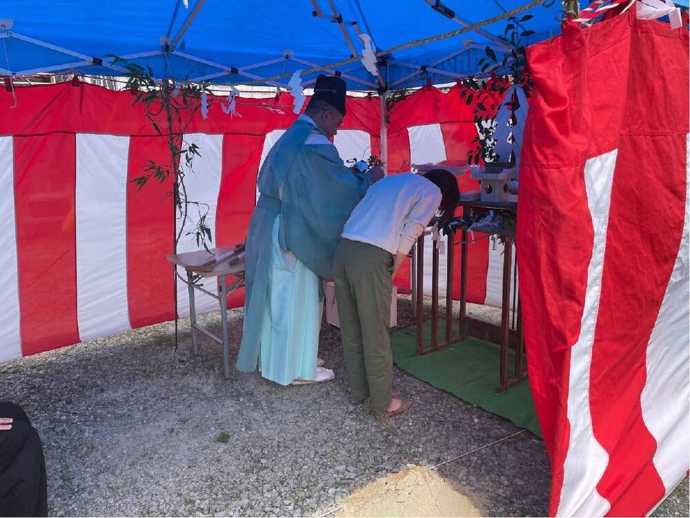 家族の思いを込めた地鎮祭