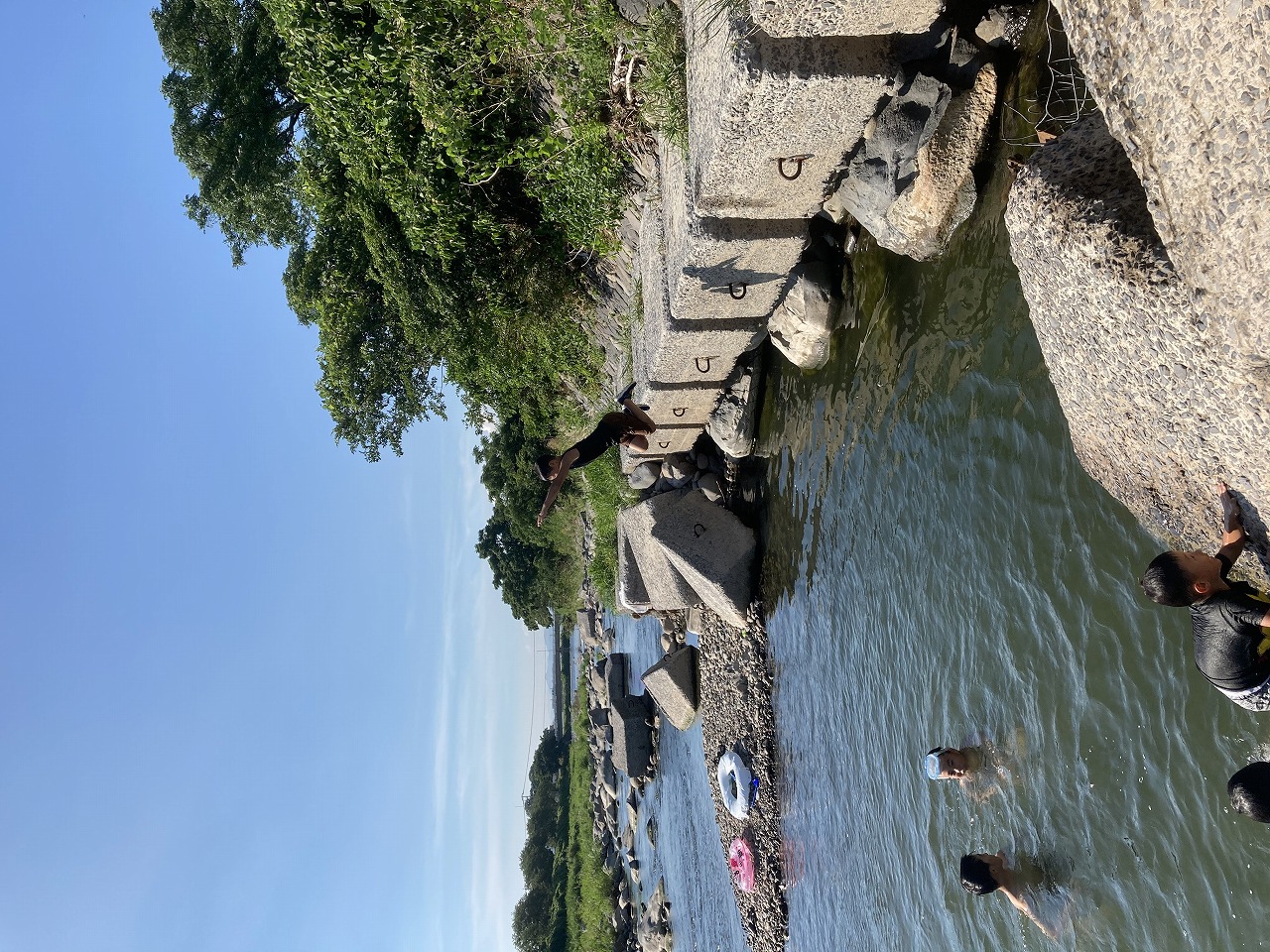 川遊び